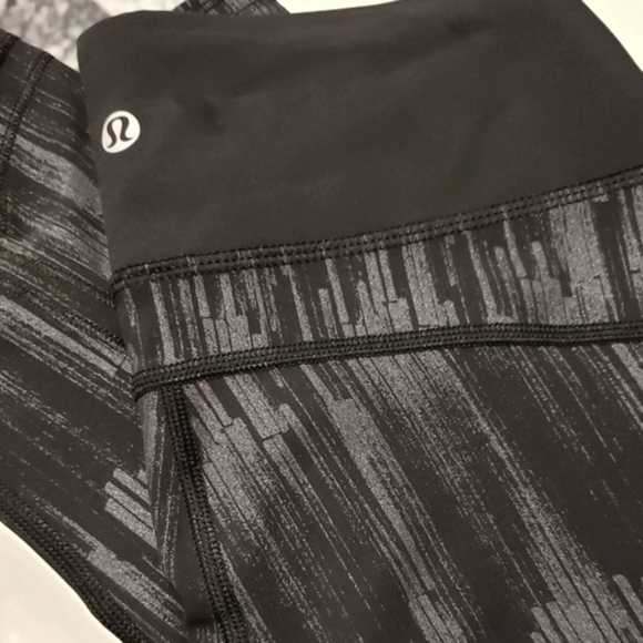NWT LULULEMON Run Top Speed Crop Pants - Picture 8 of 10